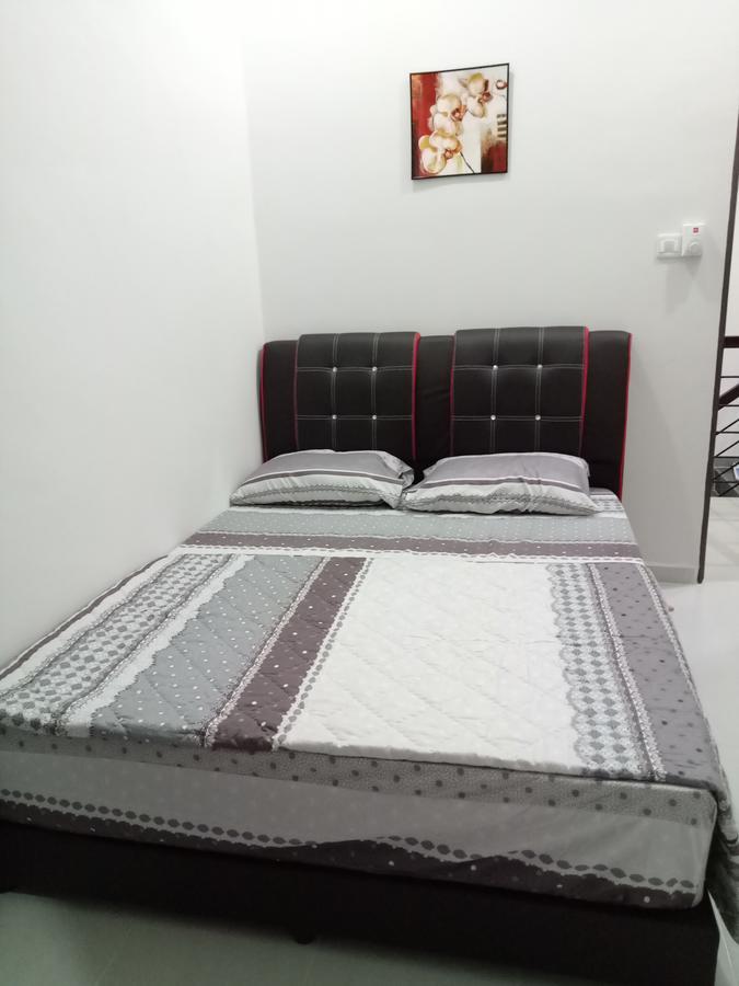 Amanda Homestay Dungun 1 Екстер'єр фото